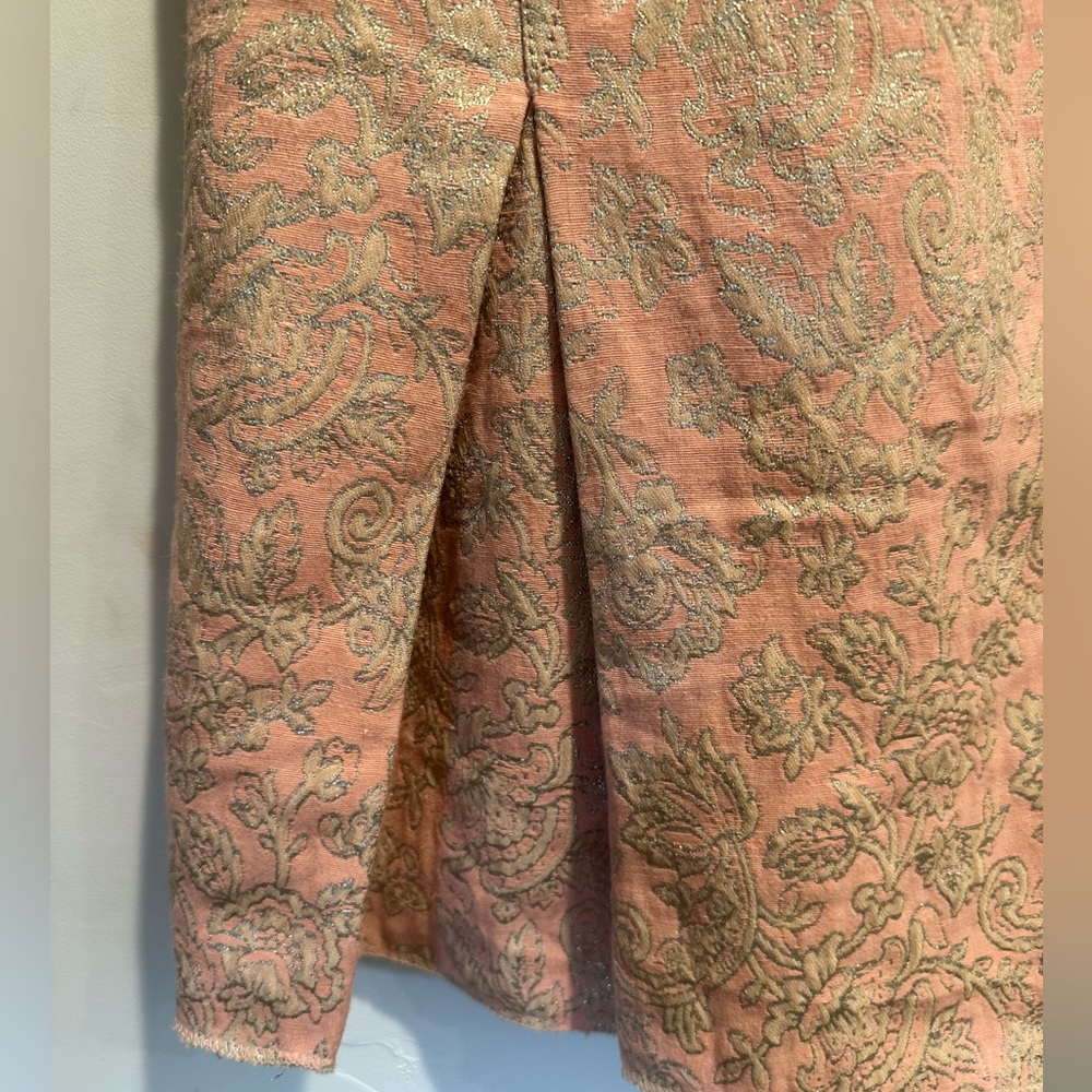 Skirt by Italian designer Pamela, size 46(approx US 6..see measurements) - Picture 8 of 9